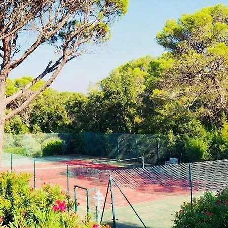 At The Foot Of Valescure Golf - Key Sun Services شقة *