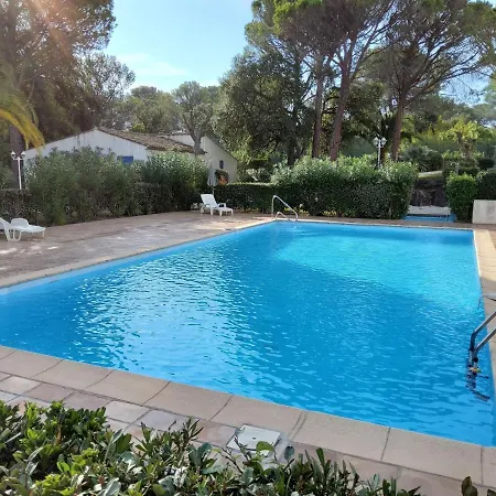 At The Foot Of Valescure Golf - Key Sun Services * Saint-Raphaël